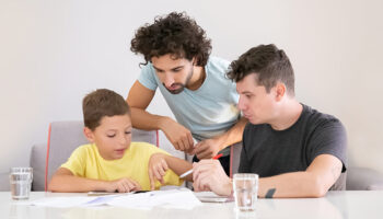 Early Learning Curriculum Helps Children Develop On The Right Path Academically